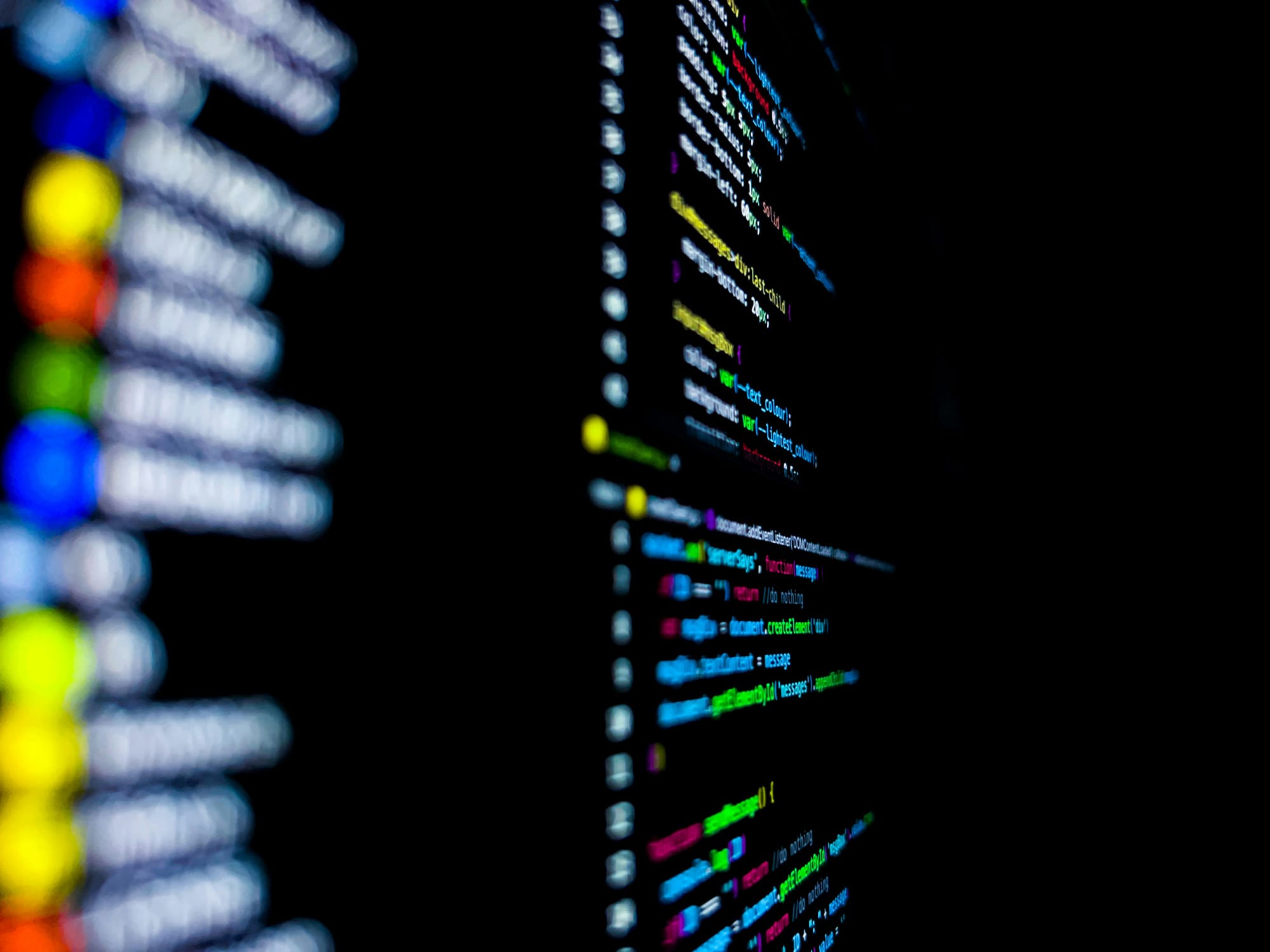Jak szyfrowanie dysku w firmie zwiększa cyberbezpieczeństwo.